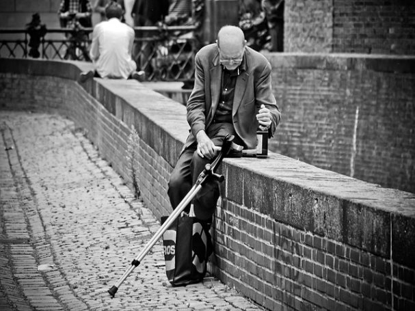 술이 쭉쭉 들어가는 조합 두부조림, 감자전, 생더덕막걸리