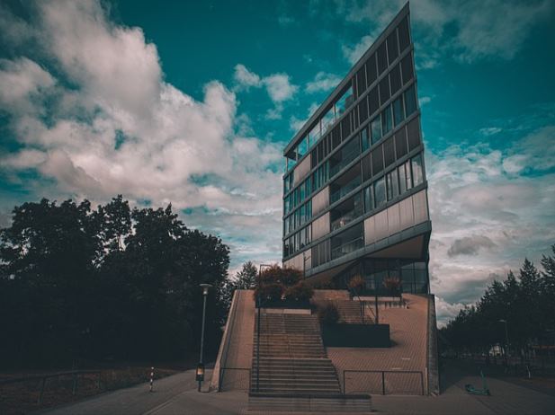 30만원도 있습니다.